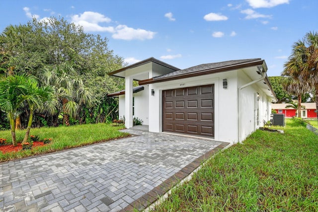 3 of 25 - 4901 Alberta Avenue, West Palm Beach, FL