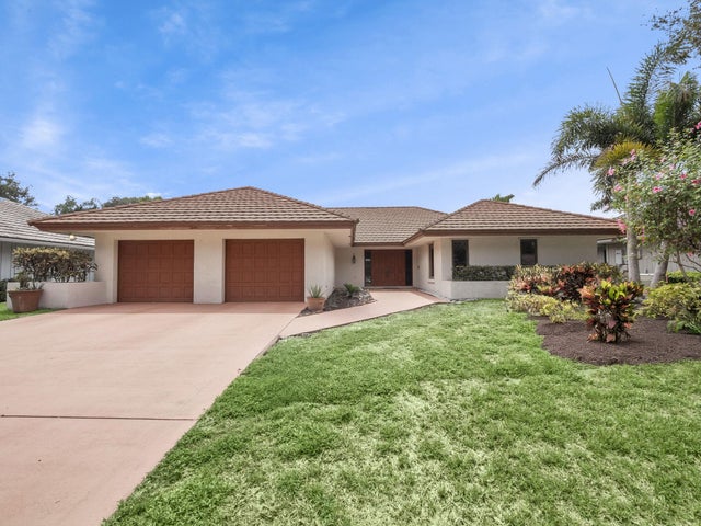 1 of 22 - 12 Kintyre Road, Palm Beach Gardens, FL