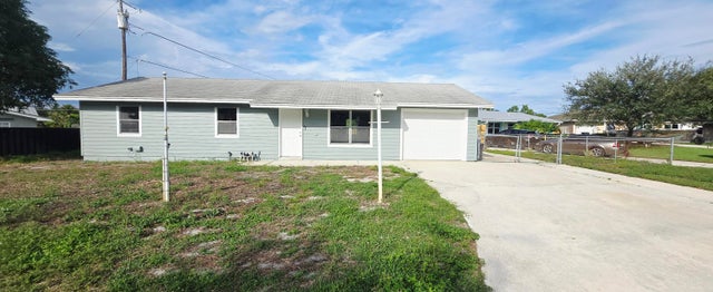 1 of 22 - 2331 Ne Ne 15th Ct Court, Jensen Beach, FL