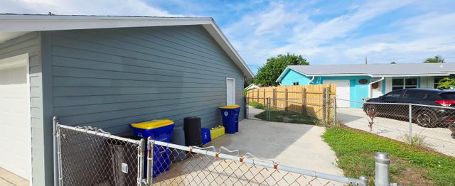 3 of 22 - 2331 Ne Ne 15th Ct Court, Jensen Beach, FL