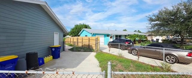 4 of 22 - 2331 Ne Ne 15th Ct Court, Jensen Beach, FL