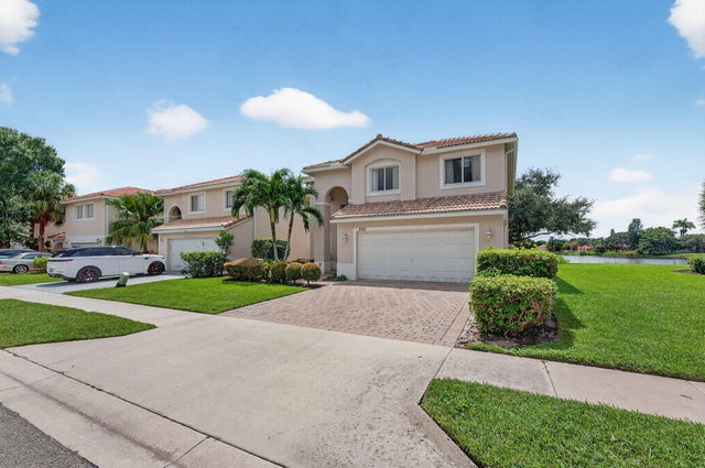 2 of 75 - 6101 Willoughby Circle, Lake Worth, FL