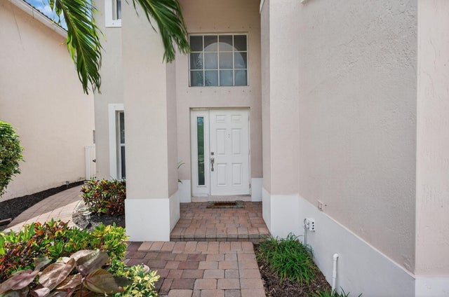 4 of 75 - 6101 Willoughby Circle, Lake Worth, FL