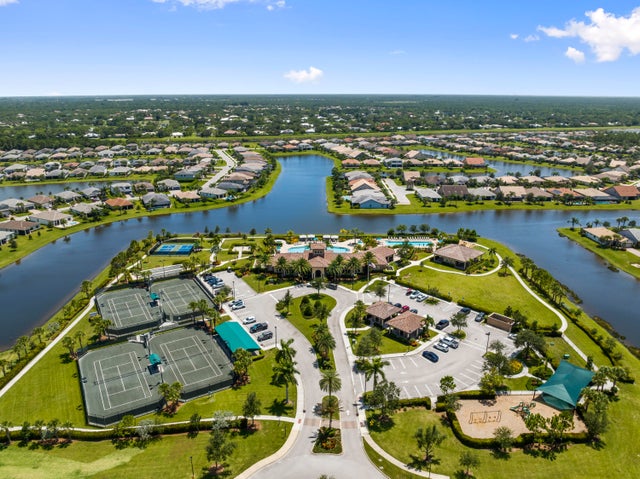 4 of 85 - 336 Se Courances Drive, Port Saint Lucie, FL
