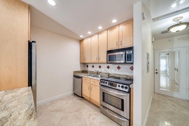 3 of 69 - 405 N Ocean Boulevard #122, Pompano Beach, FL