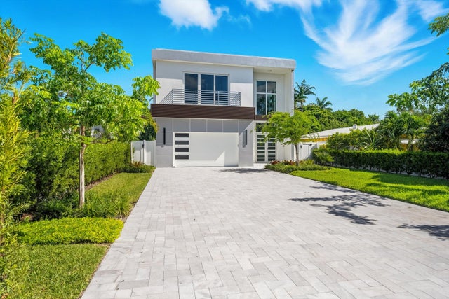 1 of 49 - 827 N Lake Avenue, Delray Beach, FL