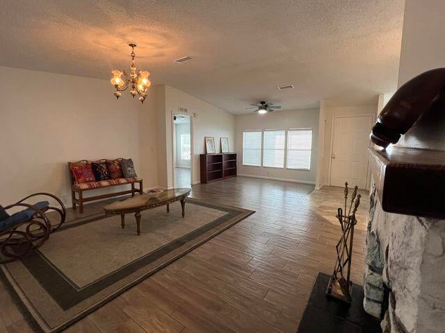 4 of 34 - 3421 Lake Overlook Place #166, Lake Worth, FL