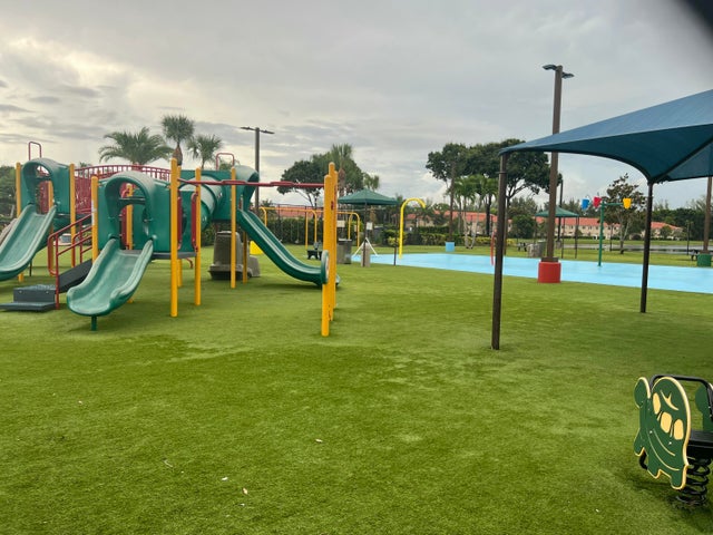 3 of 6 - 6097 United Street, West Palm Beach, FL