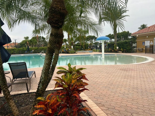 5 of 6 - 6097 United Street, West Palm Beach, FL