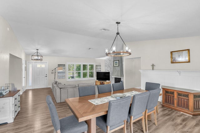 5 of 49 - 9900 Nw 19th Street, Coral Springs, FL