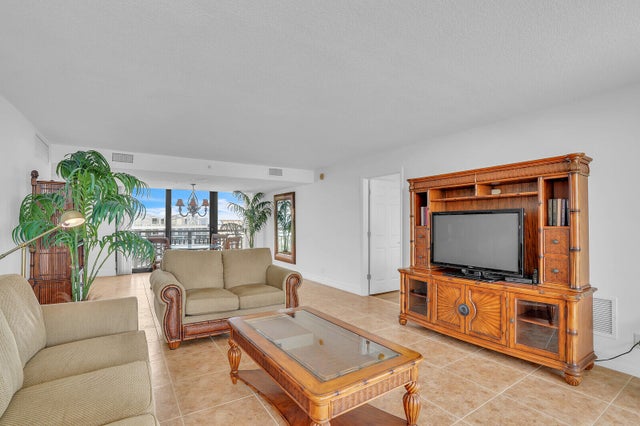 3 of 66 - 3000 N Ocean Drive #25c, Singer Island, FL