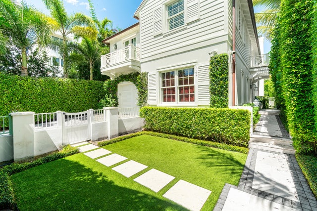 2 of 49 - 449 Australian Avenue, Palm Beach, FL