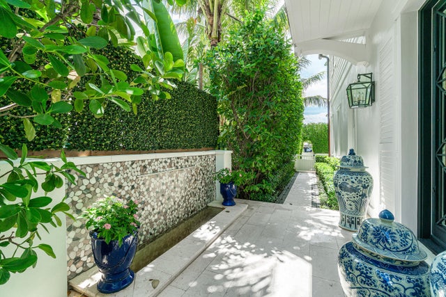 4 of 49 - 449 Australian Avenue, Palm Beach, FL