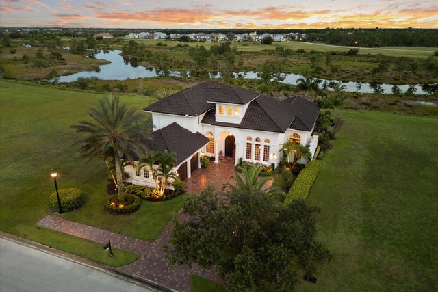 2 of 23 - 130 Se Tramonto Street, Port Saint Lucie, FL