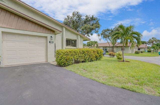 2 of 32 - 1737 Palmland Drive, Boynton Beach, FL