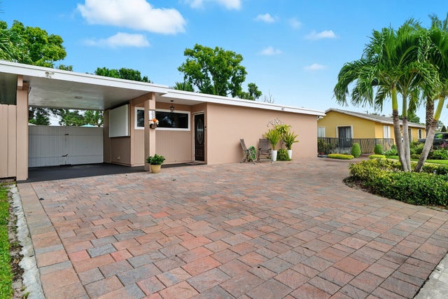 1 of 38 - 5935 Albert Road, West Palm Beach, FL