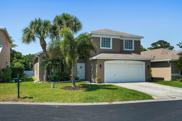2 of 39 - 2480 Se Springtree Place, Stuart, FL