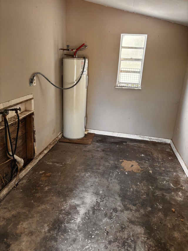 4 of 10 - 2605 Avenue F, Fort Pierce, FL