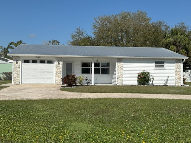 1 of 14 - 502 Park Avenue, Sebastian, FL