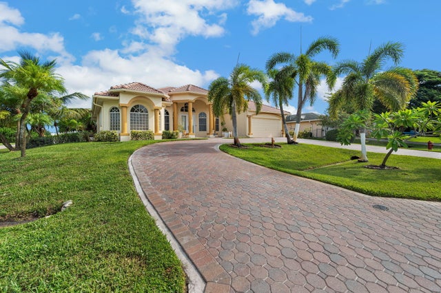 3 of 35 - 499 Sw Laconic Avenue, Port Saint Lucie, FL