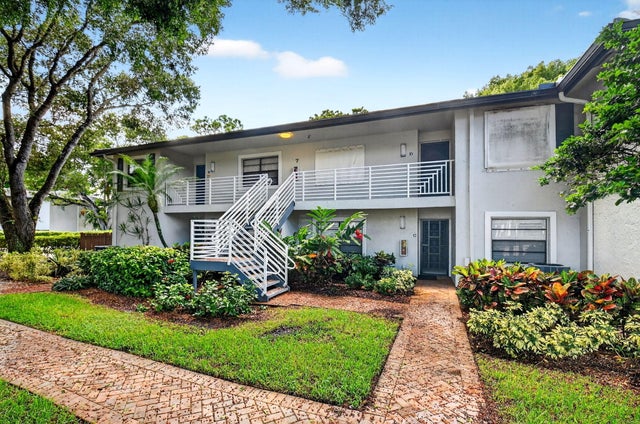 2 of 72 - 7 Southport Lane #b, Boynton Beach, FL