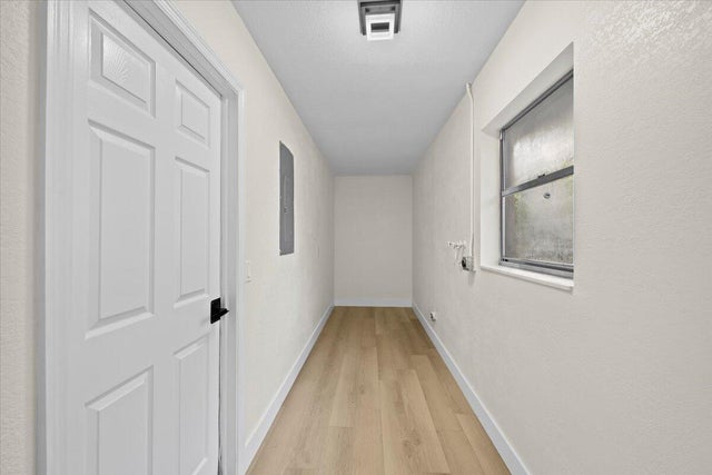 3 of 12 - 1160 Fernlea Drive, West Palm Beach, FL