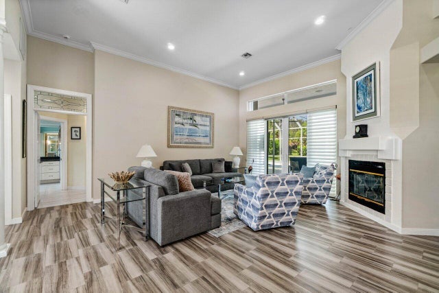5 of 47 - 7975 Se Windjammer Way, Hobe Sound, FL