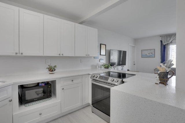 2 of 29 - 200 Main Boulevard #1c, Boynton Beach, FL