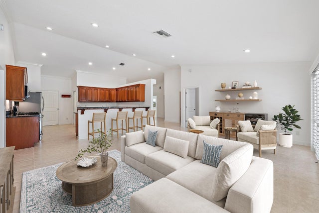 4 of 38 - 12 Bentwood Road, Palm Beach Gardens, FL