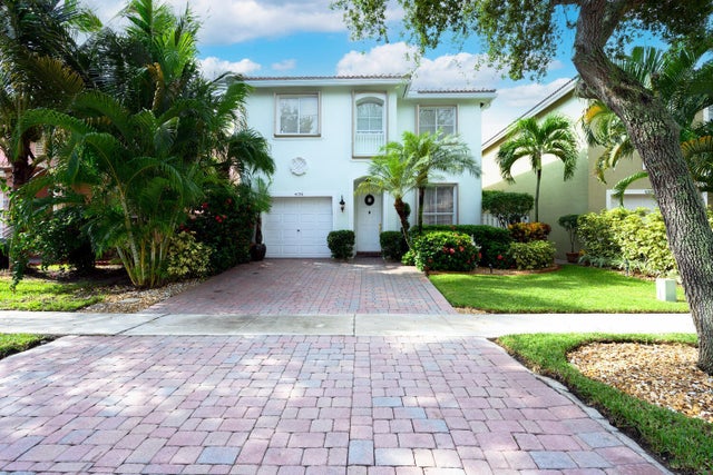 1 of 40 - 4156 Meade Way, West Palm Beach, FL