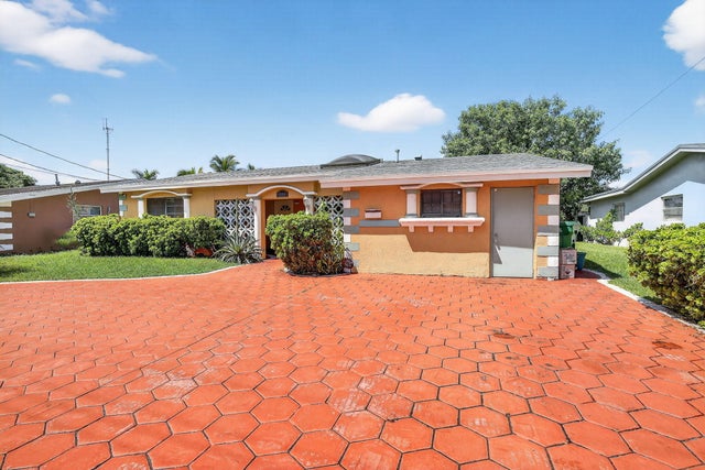 2 of 47 - 3516 E Shore Road, Miramar, FL