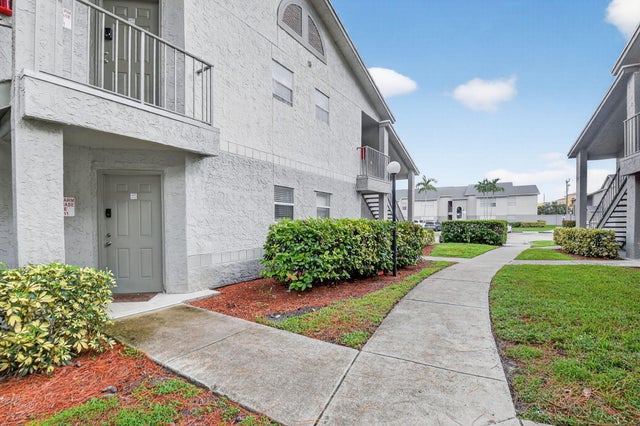 3 of 28 - 1401 Village Boulevard #2012, West Palm Beach, FL