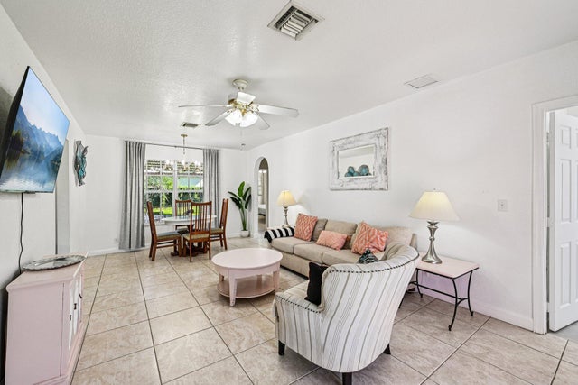4 of 33 - 423 Kern Street, West Palm Beach, FL