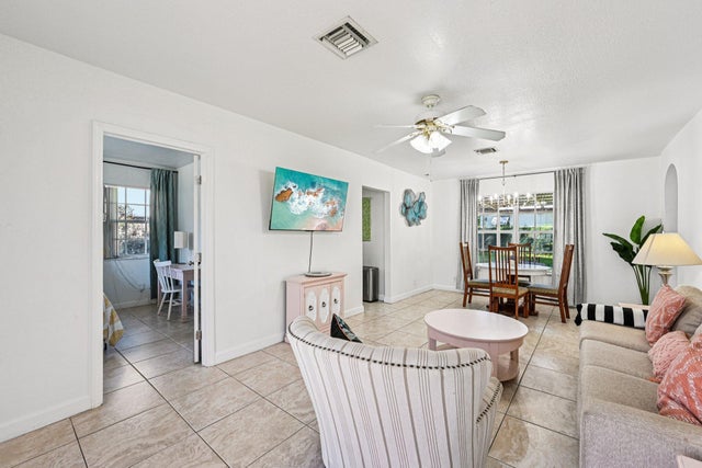 5 of 33 - 423 Kern Street, West Palm Beach, FL