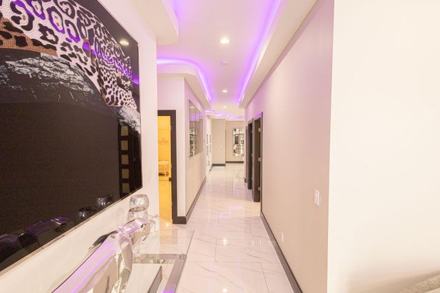 2 of 35 - 725 Mercury Street, Palm Springs, FL