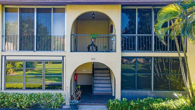 2 of 22 - 308 Pine Ridge Circle #d-2, Greenacres, FL
