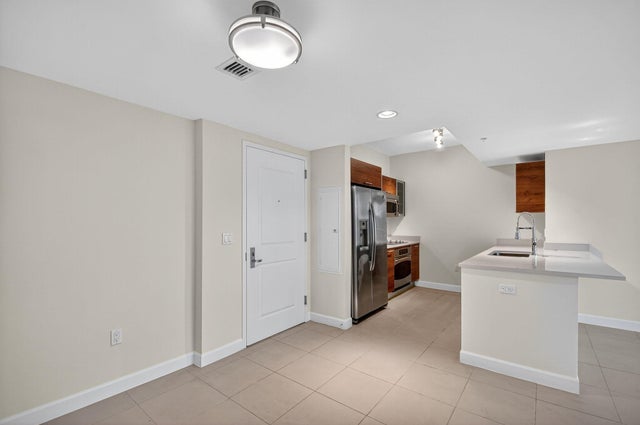 4 of 45 - 480 Hibiscus Street #338, West Palm Beach, FL