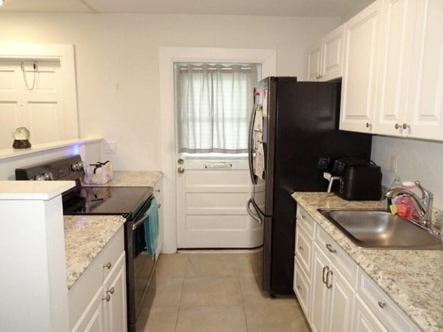 3 of 12 - 213 Se 3rd Avenue #2a, Boynton Beach, FL