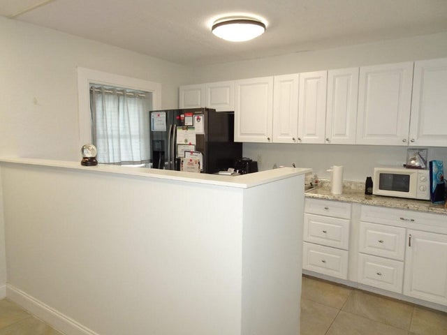 4 of 12 - 213 Se 3rd Avenue #2a, Boynton Beach, FL