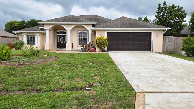 1 of 32 - 534 Sw Halifax Avenue, Port Saint Lucie, FL