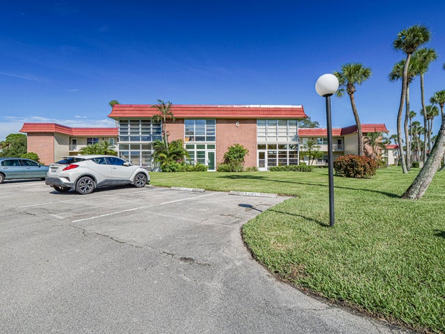 1 of 14 - 6 Vista Palm Lane #202, Vero Beach, FL