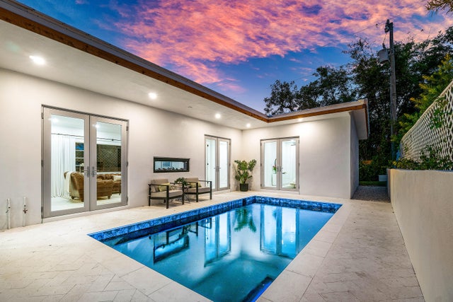 1 of 44 - 2330 Lake Avenue, West Palm Beach, FL