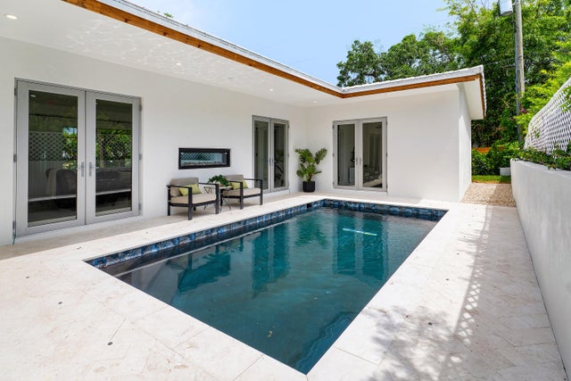 2 of 44 - 2330 Lake Avenue, West Palm Beach, FL
