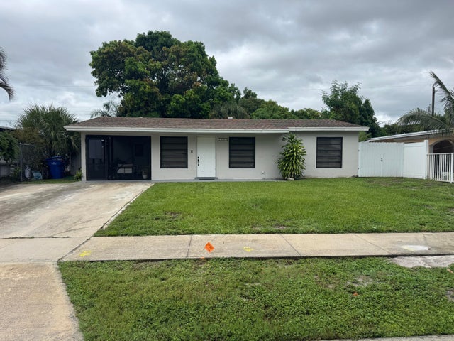 1 of 24 - 1580 W 12th Street, Riviera Beach, FL