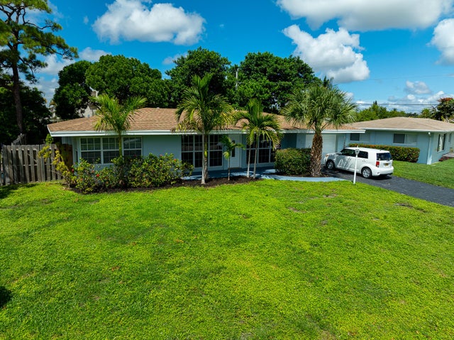 1 of 32 - 827 Se 10th Terrace, Deerfield Beach, FL