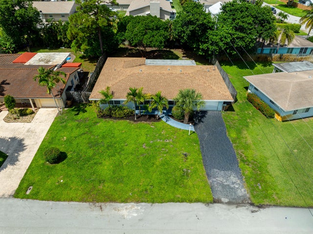 3 of 32 - 827 Se 10th Terrace, Deerfield Beach, FL