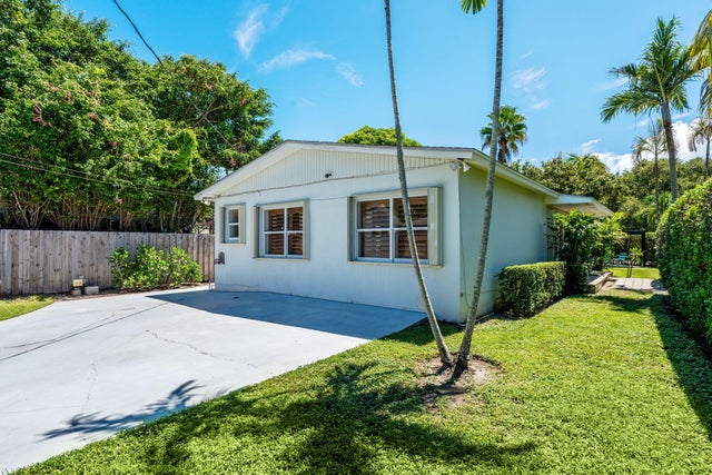 2 of 25 - 3800 Spruce Avenue, West Palm Beach, FL