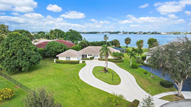 1 of 35 - 4 Cloister Circle, West Palm Beach, FL