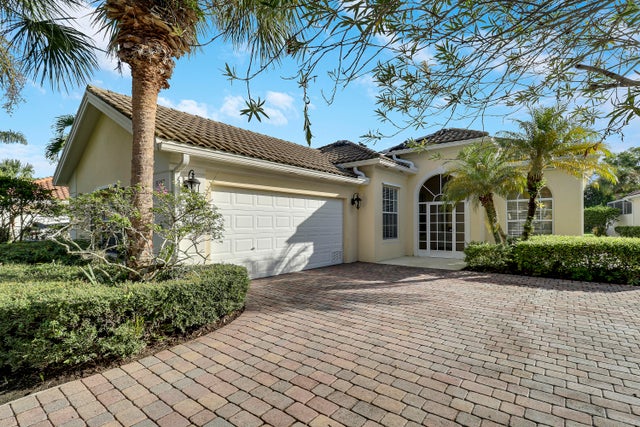 1 of 35 - 8337 Se Angelina Court, Hobe Sound, FL