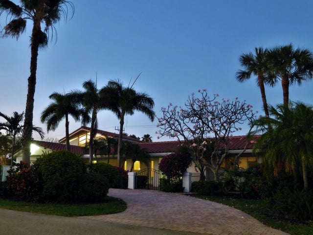 1 of 36 - 2601 Ne 37 Street, Fort Lauderdale, FL
